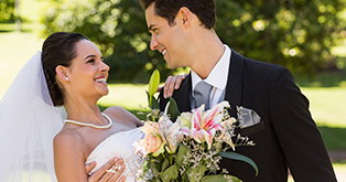 Your wedding at the Niederrhein. Find everything for your Niederrhein dream wedding - from the venue to the wedding dress